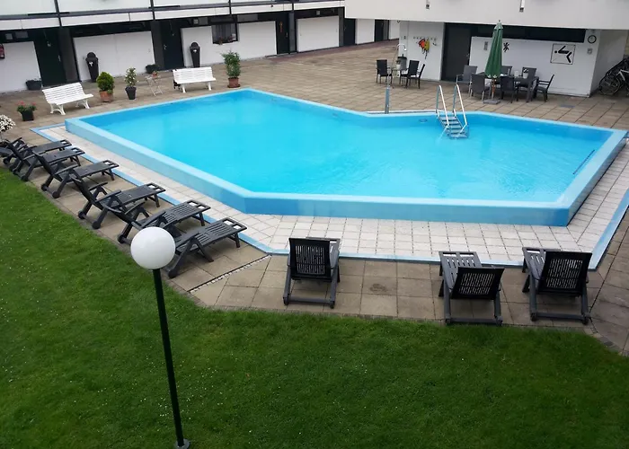 Regina Am Schoenen *