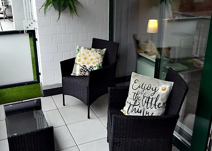 Regina Am Schoenen *